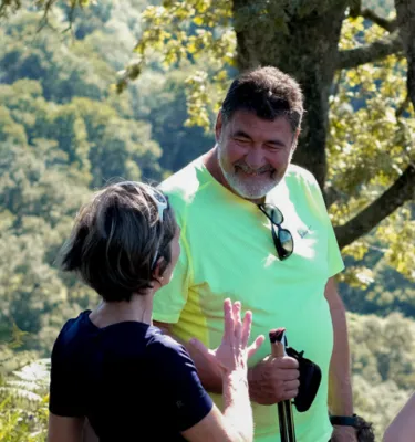 randonneurs parlant ensemble