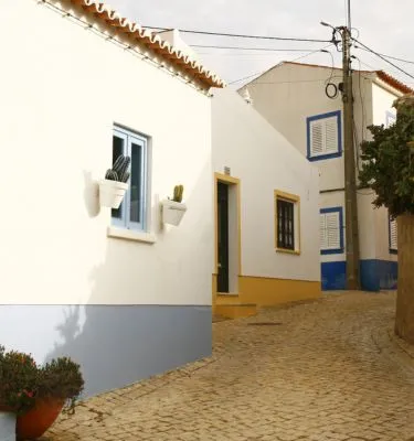 monique-pouzet-adobestock villa-do-bispo