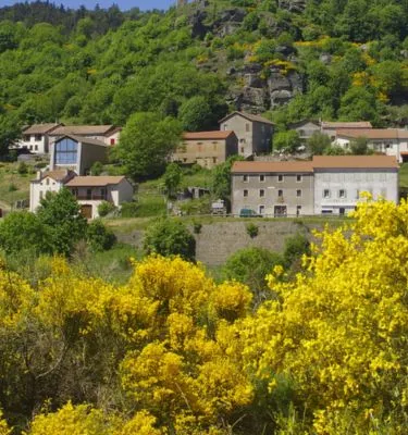 pascal-saint-jean village-de-luc-stevenson