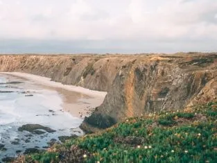 © Unsplash Thibault Mokuenko Le Portugal