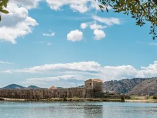 © Adobestock Milosk50 albanie