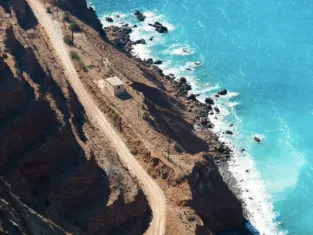 © Unsplash Gaetano Cessati Bord de mer en Grèce